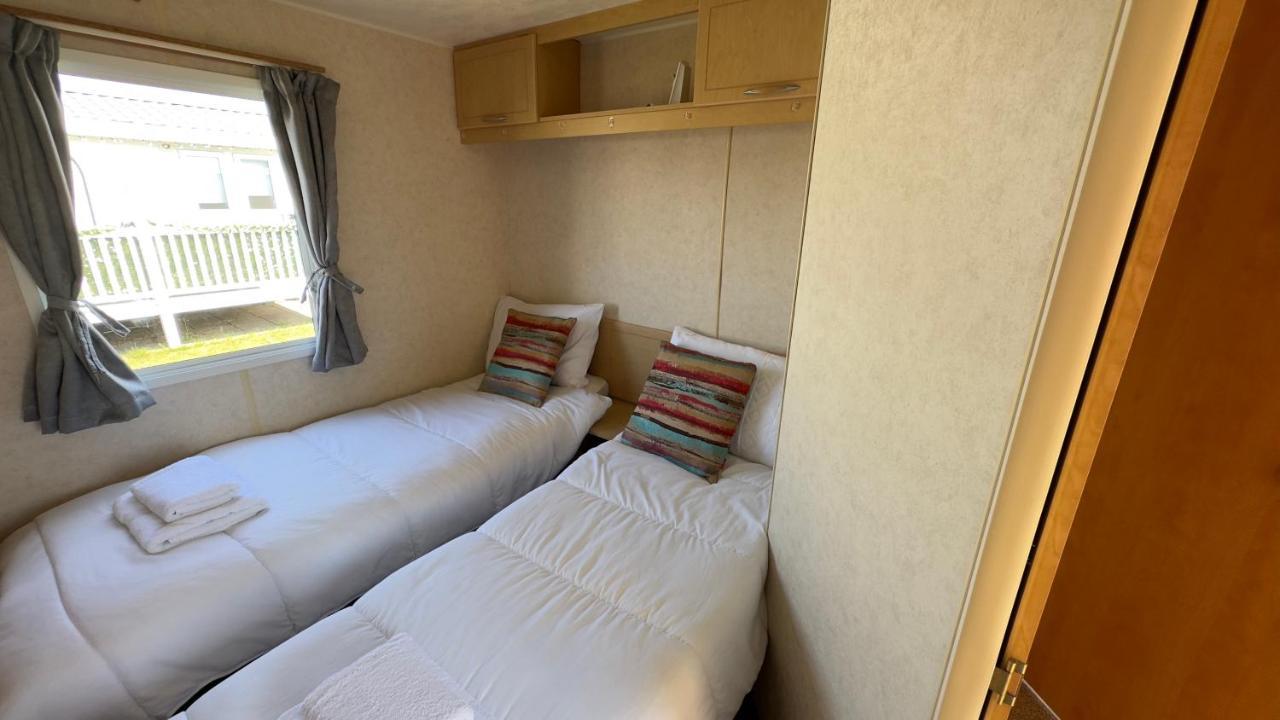 Holiday Freedom Clacton-on-Sea Extérieur photo